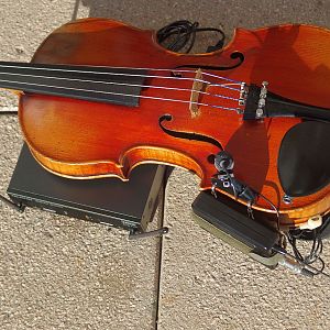 Funkübertragung der Geige mit IMG StageLine TXS-631SET und DIY-Halter