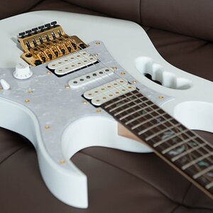 Ibanez JEM 7VWH