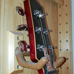 K&M Gitarrenhalter 16220 mit JTV-59