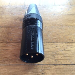 09 Speiseadapter XLR