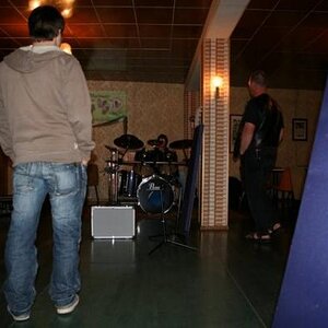 Erster Abend. Location wird besichtigt.