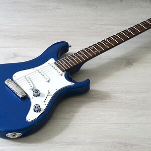 2004 PRS SE EG Metallic Blue