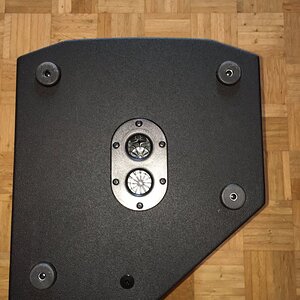 09 212 Unten