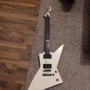 ESP LTD Explorer 01