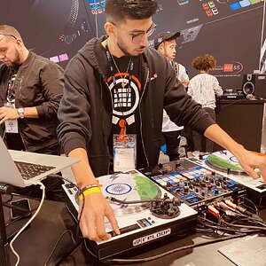 NAMM_Splitter_28