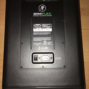 05 Subwoofer Rückseite