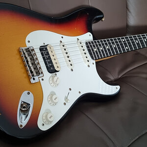 Fender CS 1959 Stratocaster JRN HSS RW 3TS
