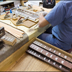 19_Fretboard-binding.jpg