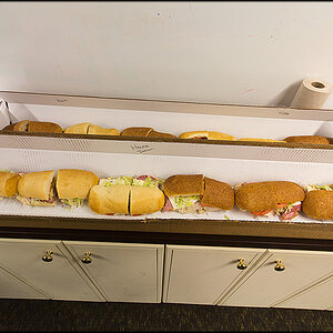 46_LUNCH.jpg