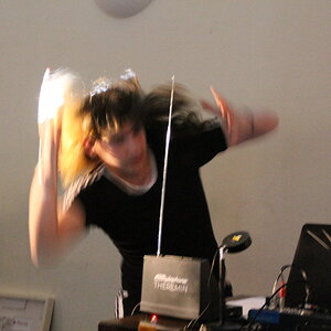 Aki Streeter Theremin