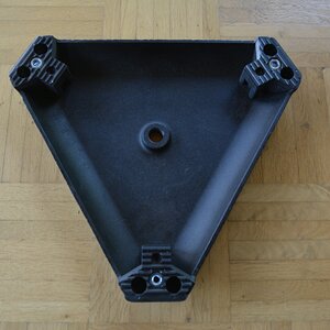 04 Fuß Unterseite.JPG