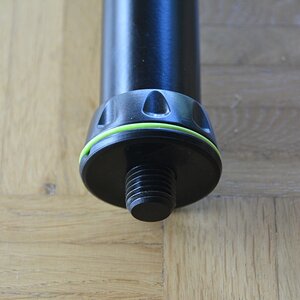 06 Rohrbefestigung.JPG