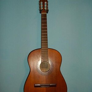 "Ältere" Framus Akustik Gitarre