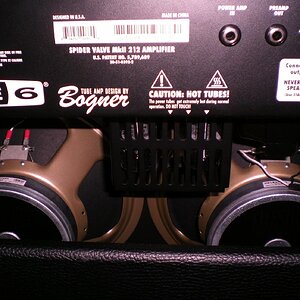 LINE6 Spider Valve 212 MkII

ZUM VERKAUF ANGEBOTEN!!!!