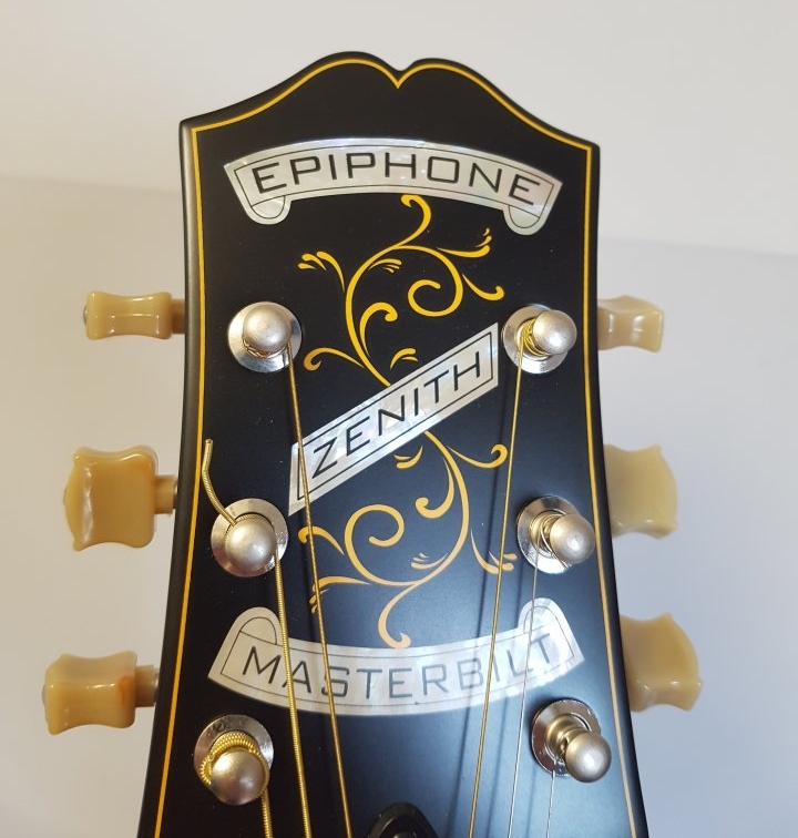 01-Werksmechaniken-Epiphone-Zenith-von-vorn