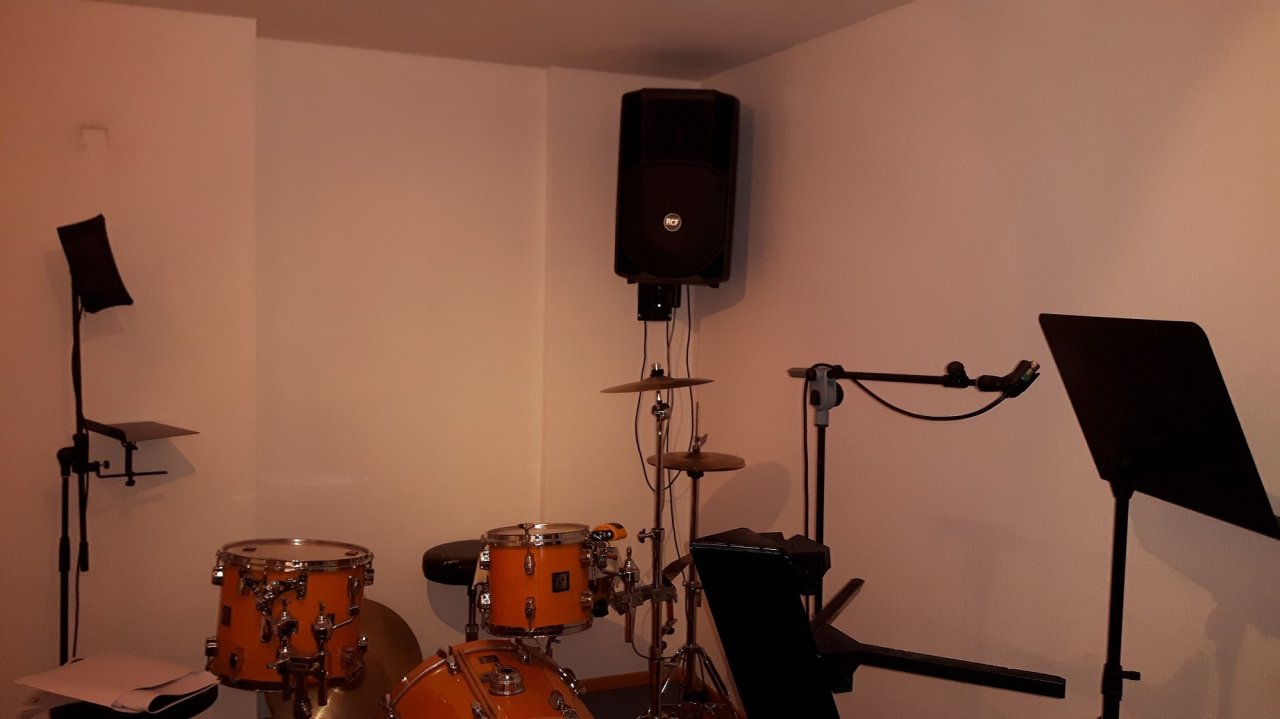 01Drums