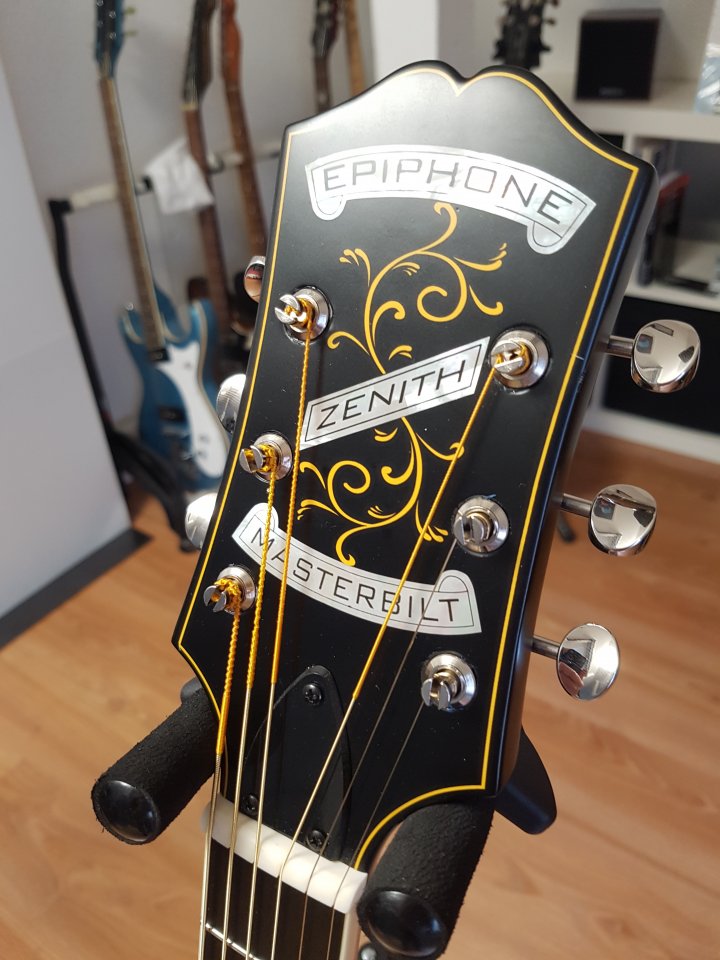 03-Kluson-3+3-Mechaniken-Safety-Posts-auf-Epiphone-Zenith