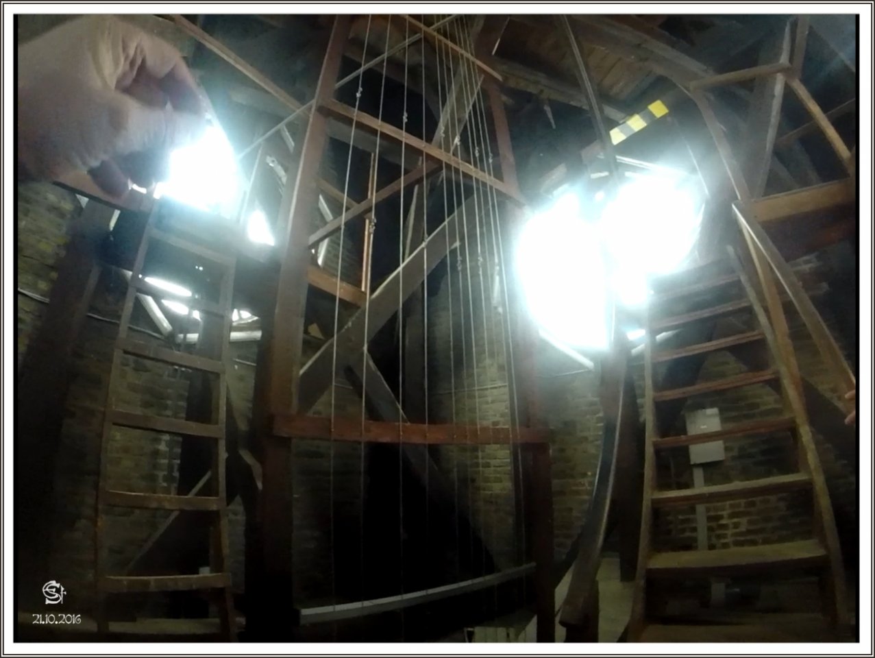 08-13_2016-10-21_05_GOPR0466_1505a Rsig Zifferblattstube Traktur SteuerungStundenschlag