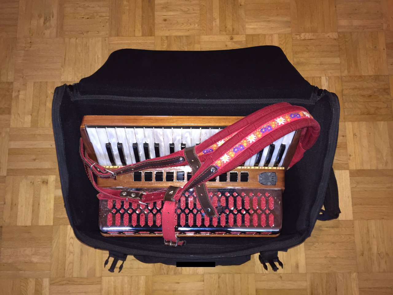 13 Rucksack Verbunden Mit Verstautem Instrument