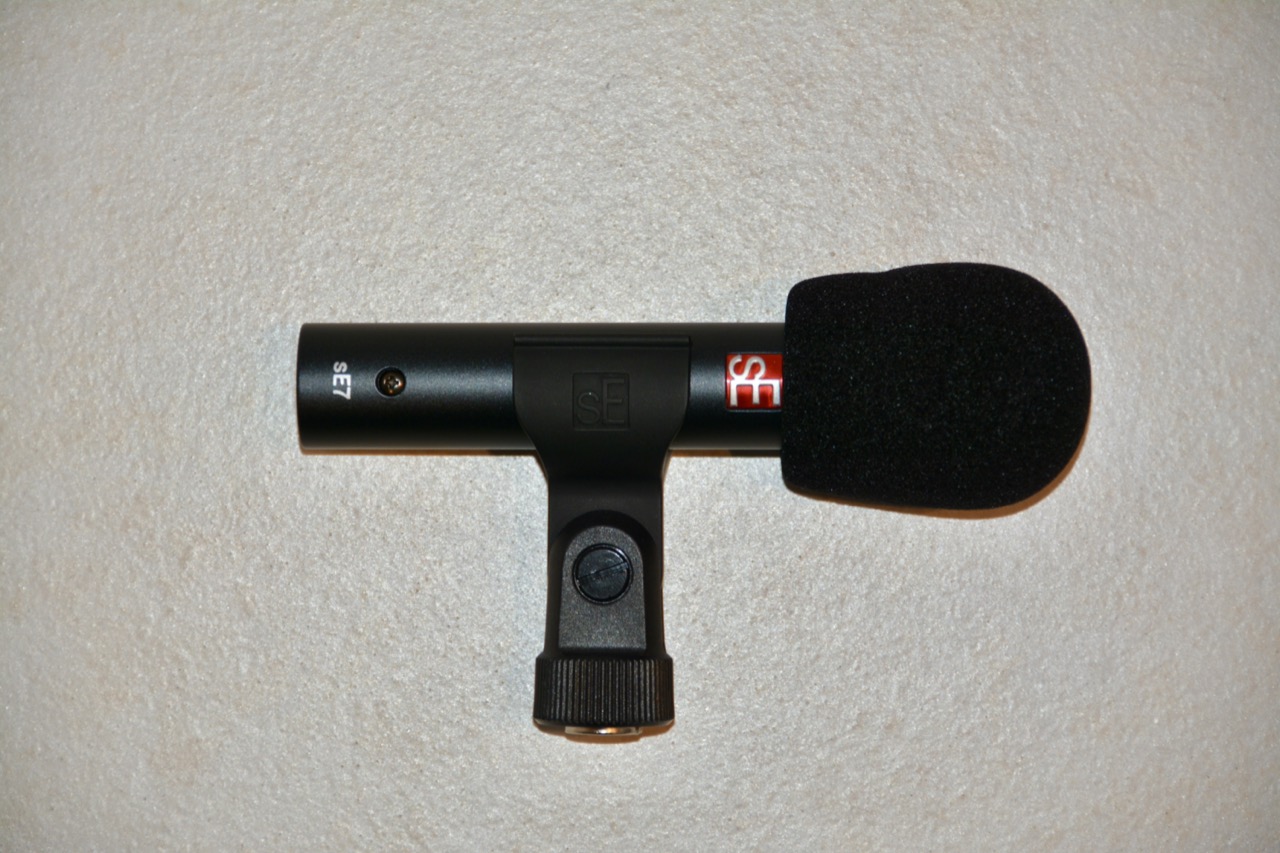 14 sE7 mit Windschutz in Klammer.JPG