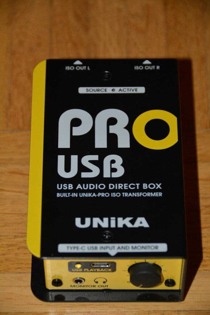 15 PRO USB Oberseite.jpg