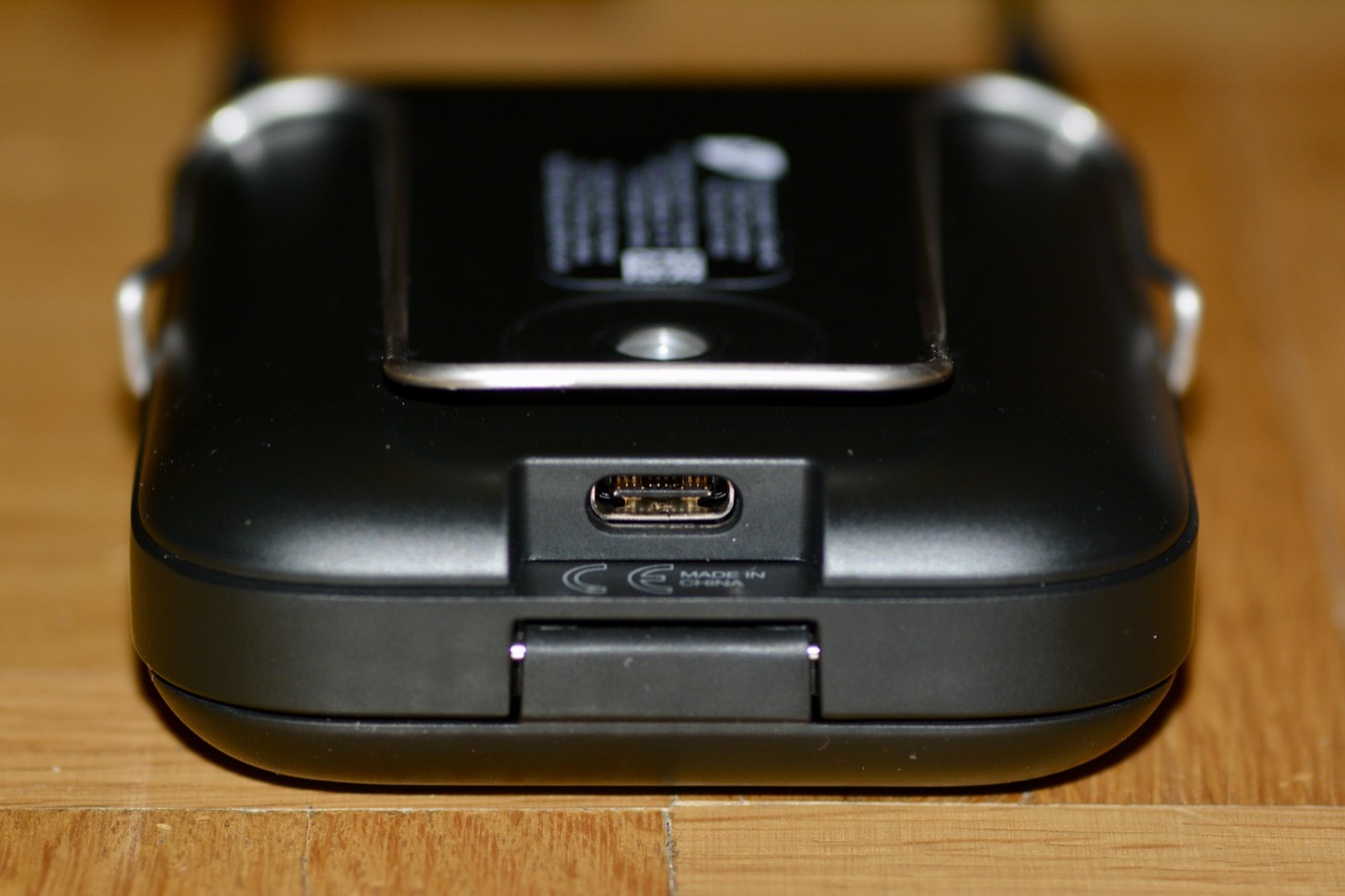 16 SLXD5 USB-C Anschluss.JPG