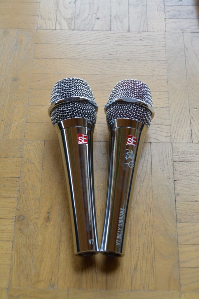 16 V7 Chrome und V7 BFG.jpg