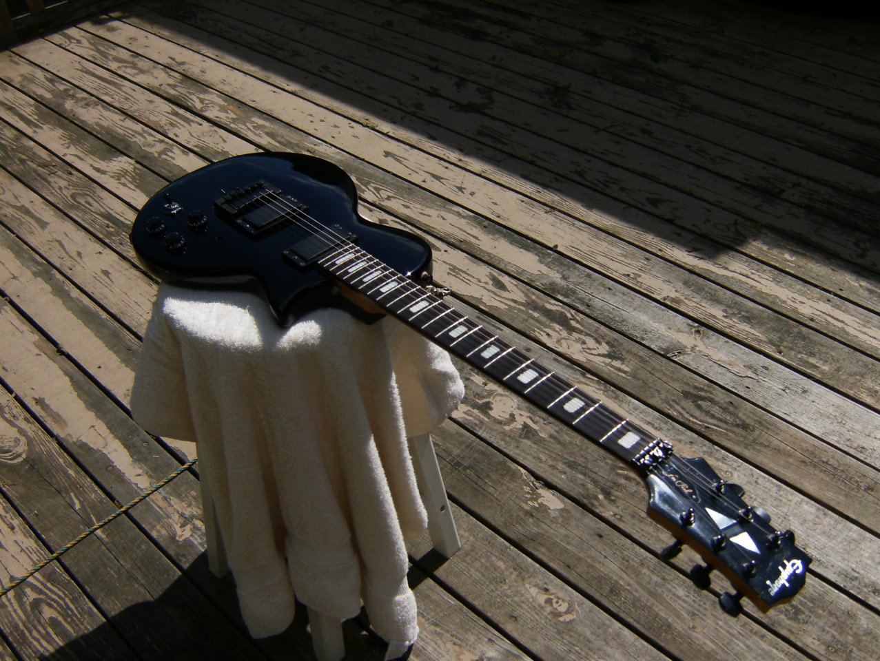 1988 Epiphone LP II