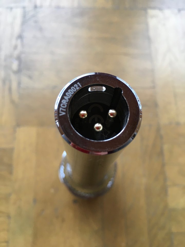 20 V7 Chrome Anschluss