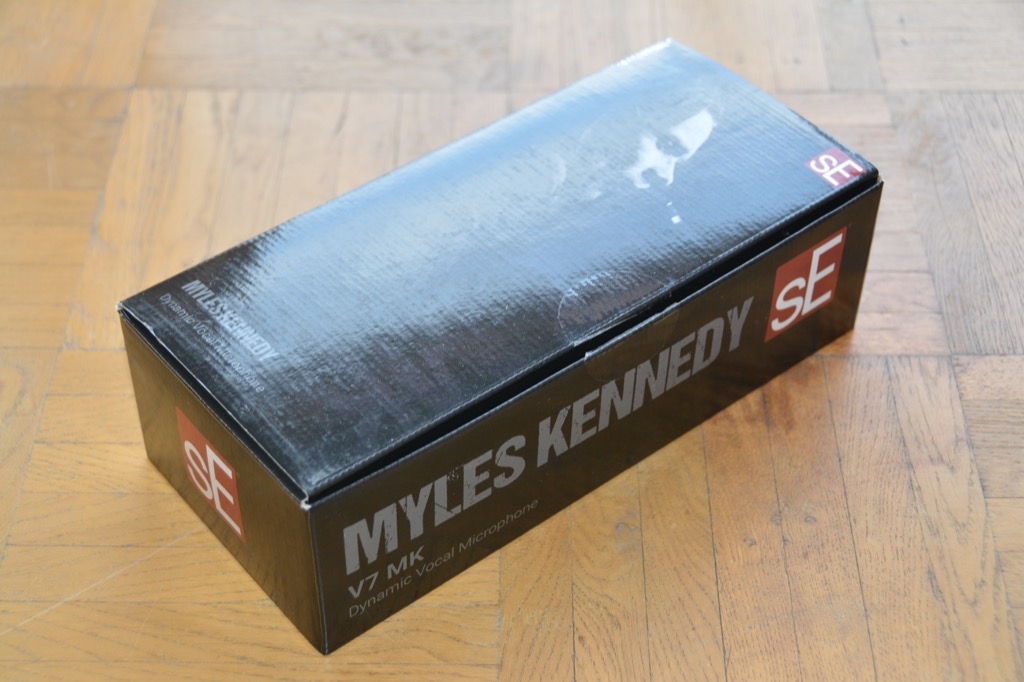20 V7 MK Verpackung.jpg