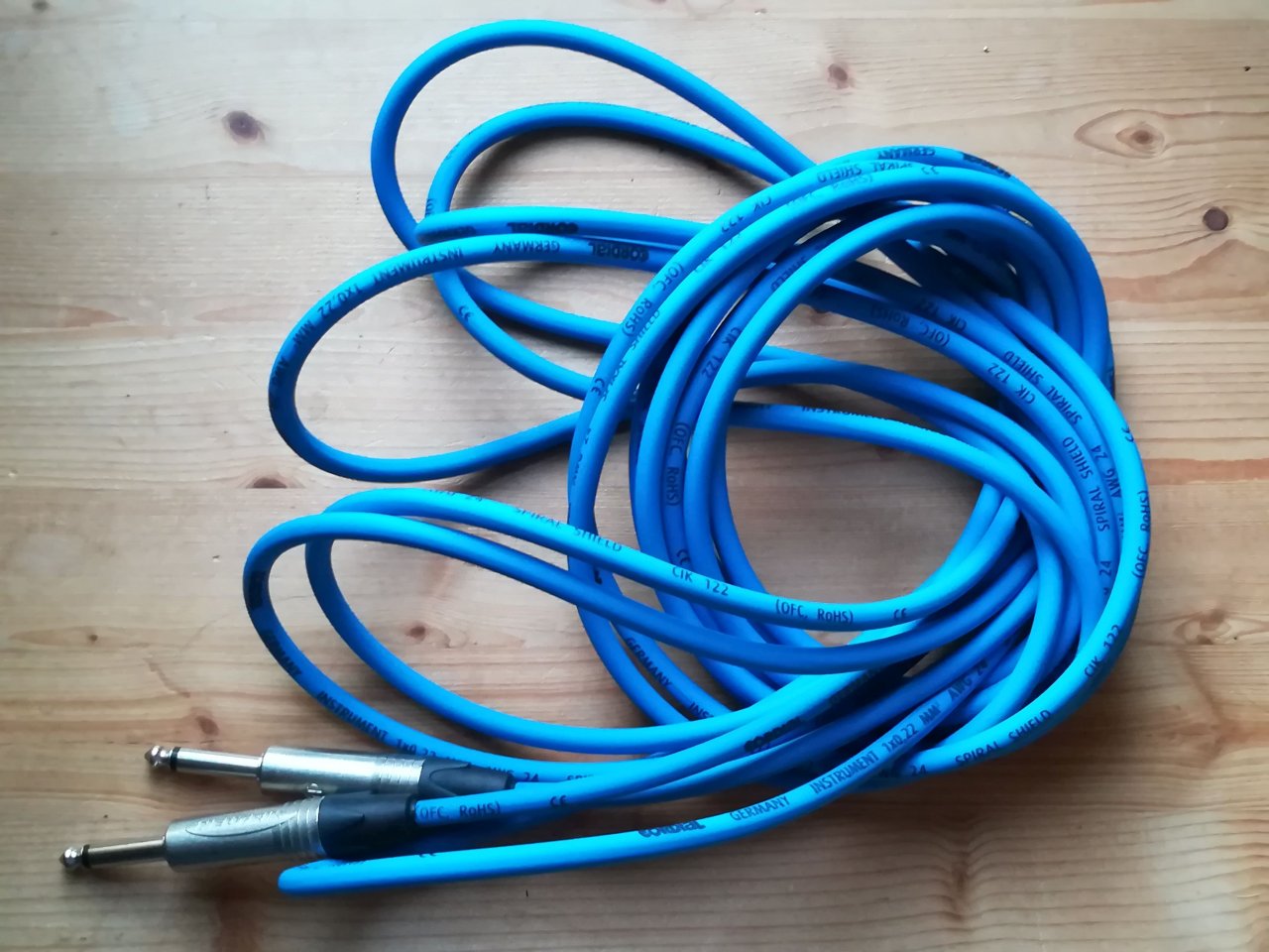 Cordial CIK 122 Instrumentenkabel mit Neutrik NP2X Klinkensteckern