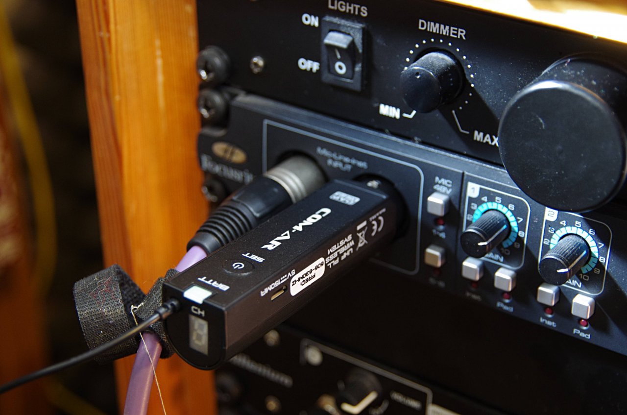 DAP COM-AR an Focusrite Preamp