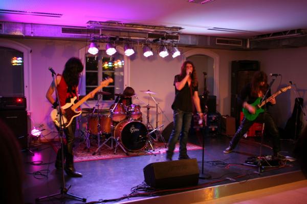 Delta Black JUZ 12.12.09 2