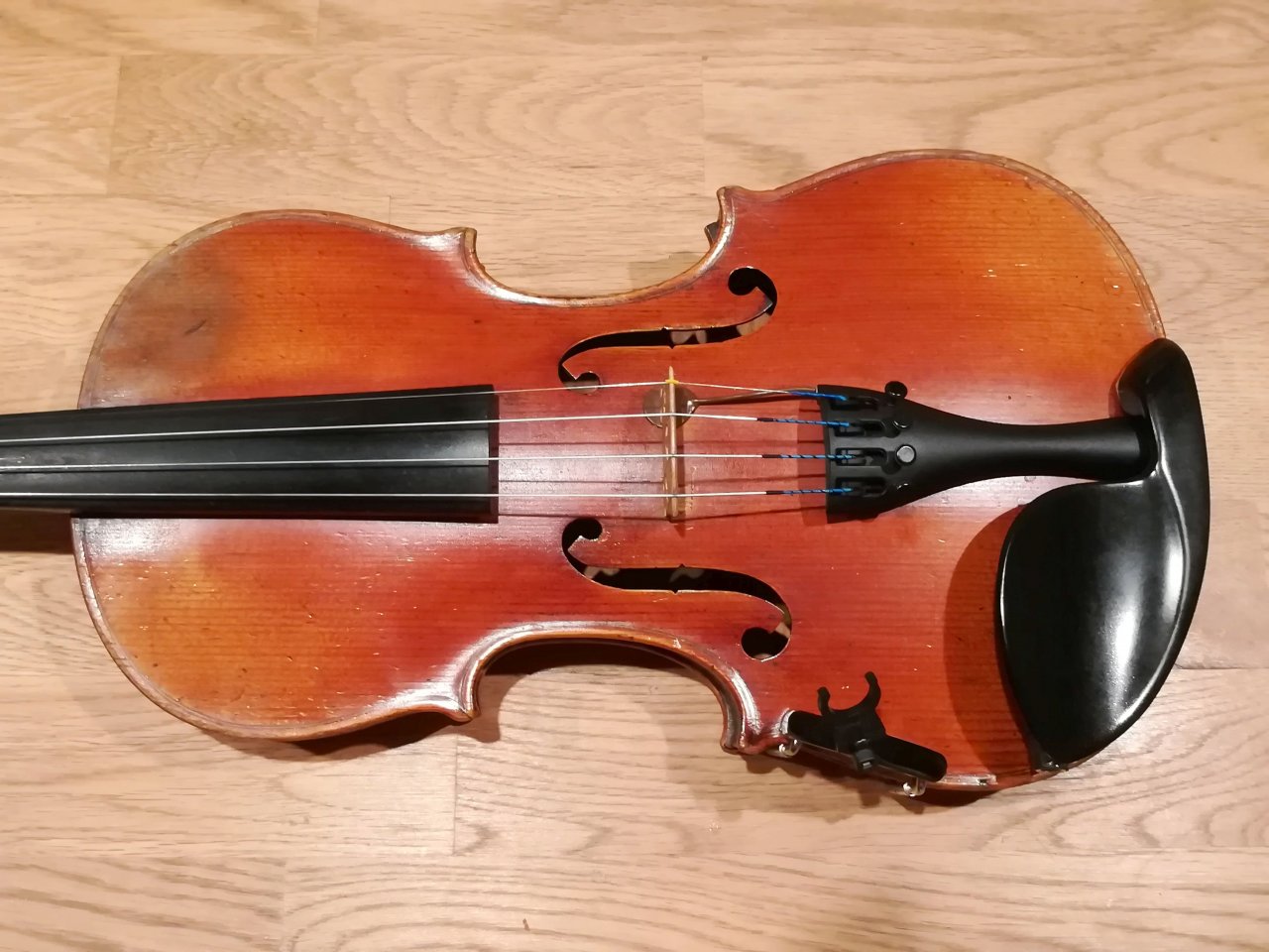 Die Geige nach dem Umbau