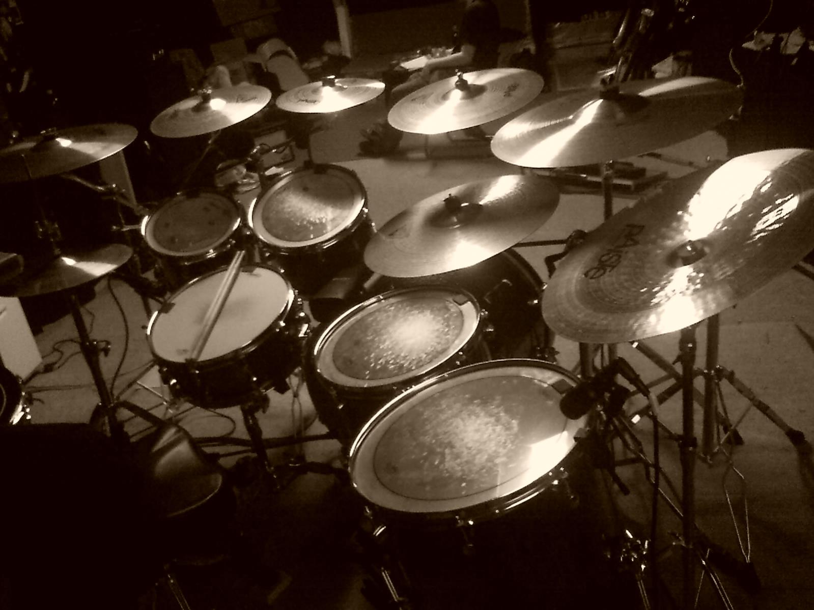 drums by control