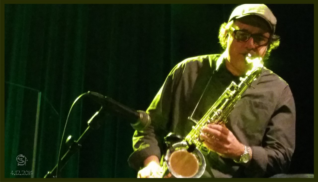 Echoes Bensheim 070 20161204_221824 Rsig