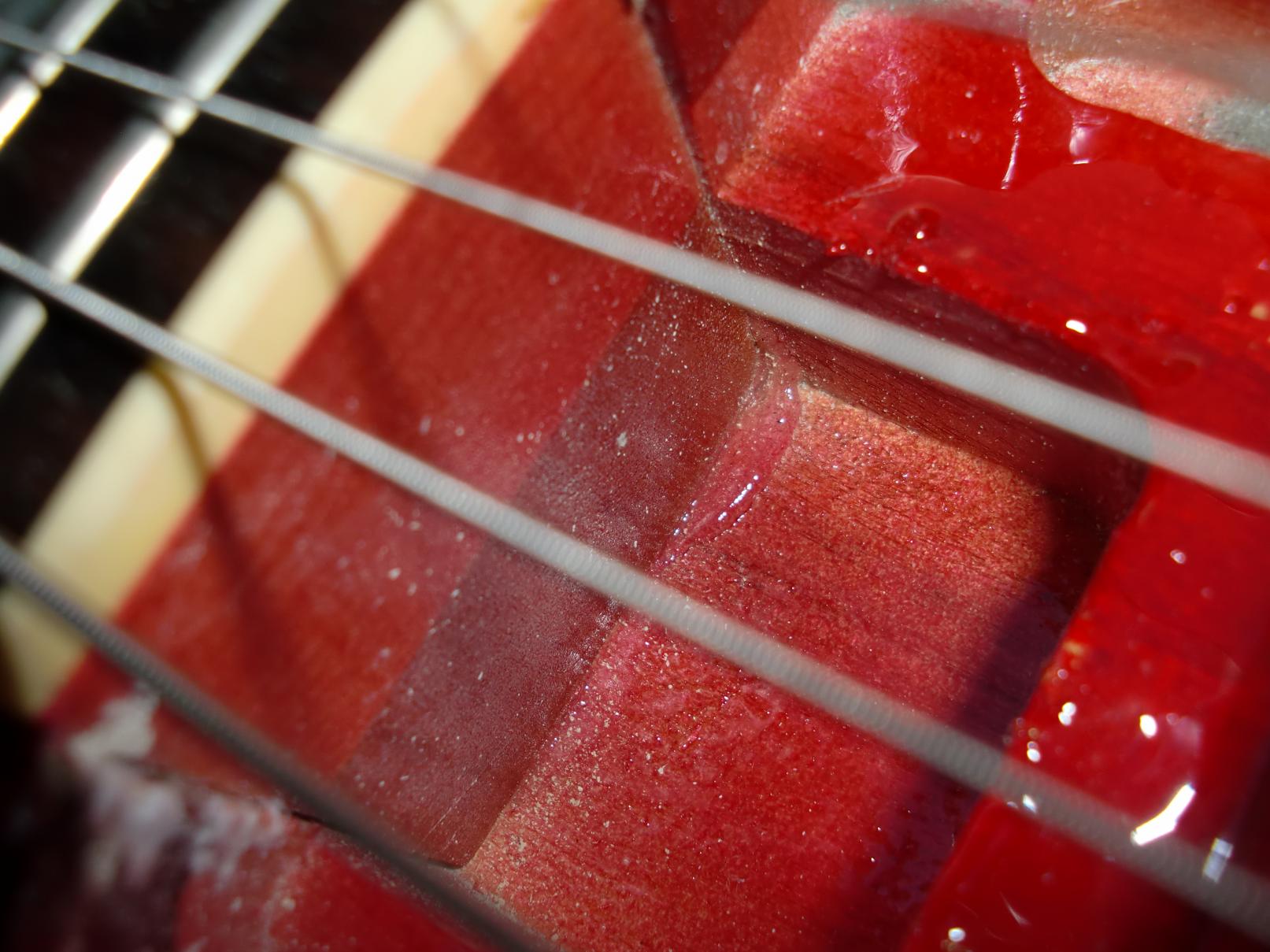 Epi's zweiteiliger Hals