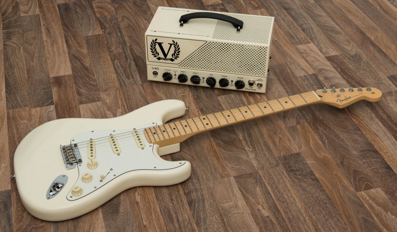 Fender American Pro Strat & Victory V40 "The Duchess"