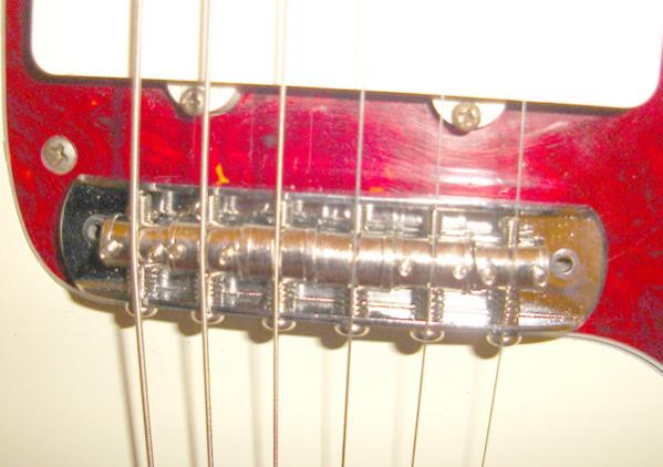 Fender Jazzmaster Japan 1993 mit Warmoth Modified Mustang Bridge
