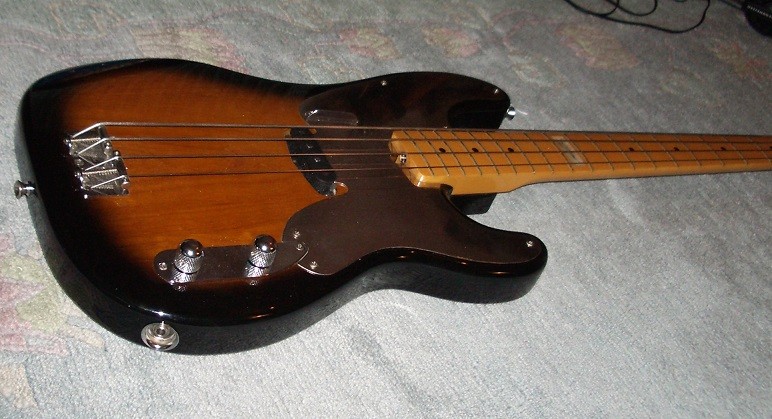 Fender Precision Bass