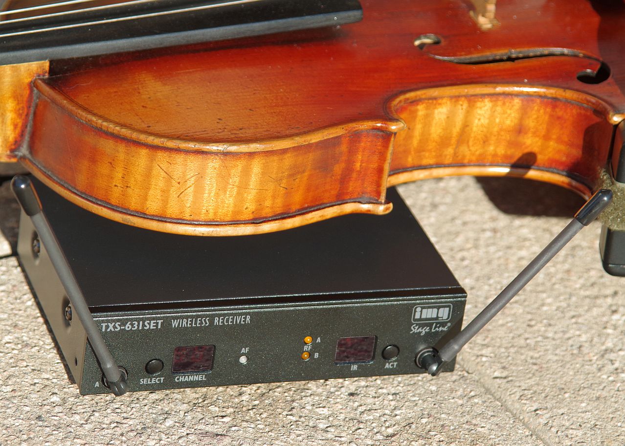 Funkübertragung der Geige mit IMG StageLine TXS-631SET und DIY-Halter