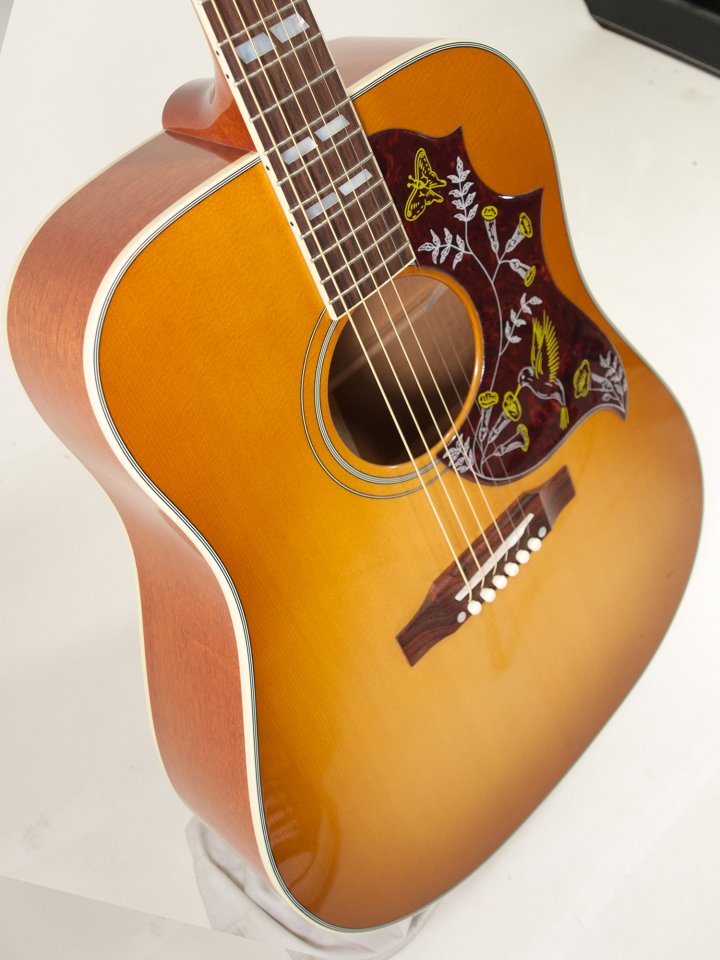 Gibson Acoustic Hummingbird