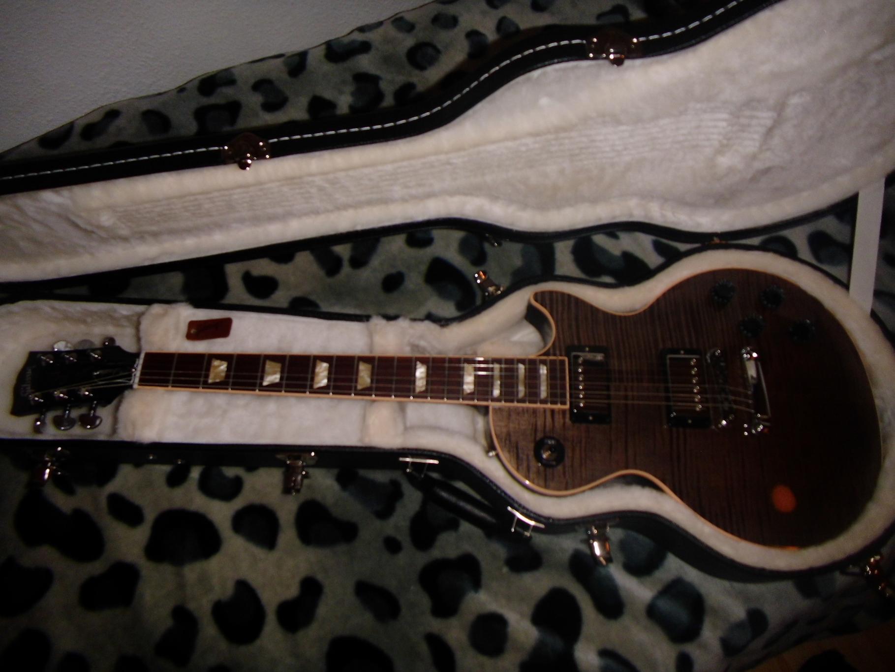 Gibson Blackwater