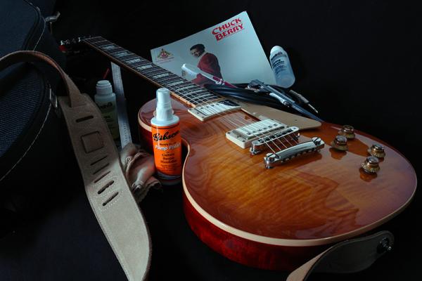 Gibson Les Paul Standard in Honeyburst nach Saitenwechsel und Setup.