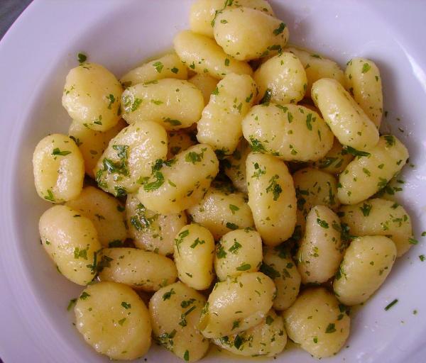 Gnocchi in Kräuter-"Butter"-Sauce :>