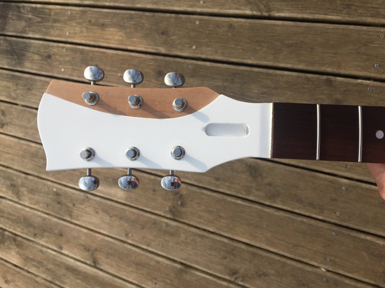 Headstock