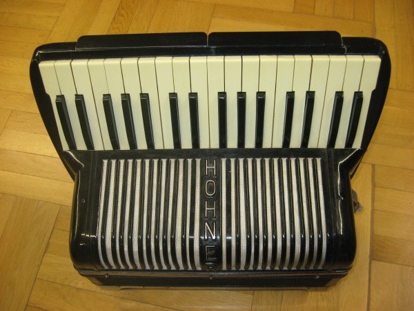 Hohner 96 Bässe 002