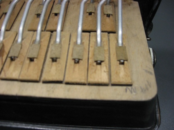 Hohner 96 Bässe 008