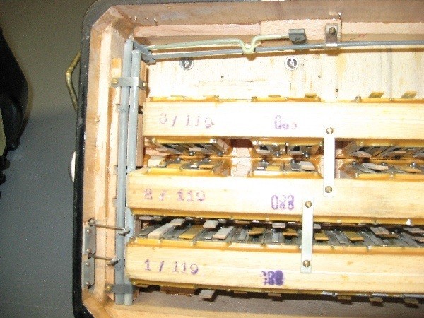 Hohner 96 Bässe 013