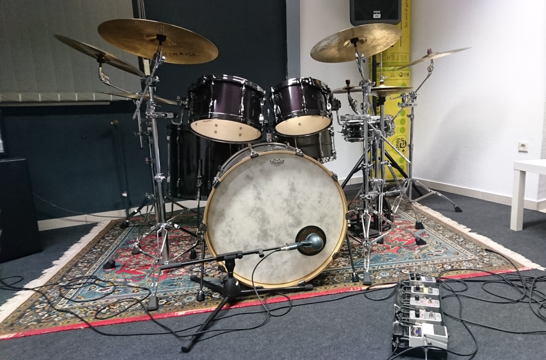 hrawth's new Tama kit